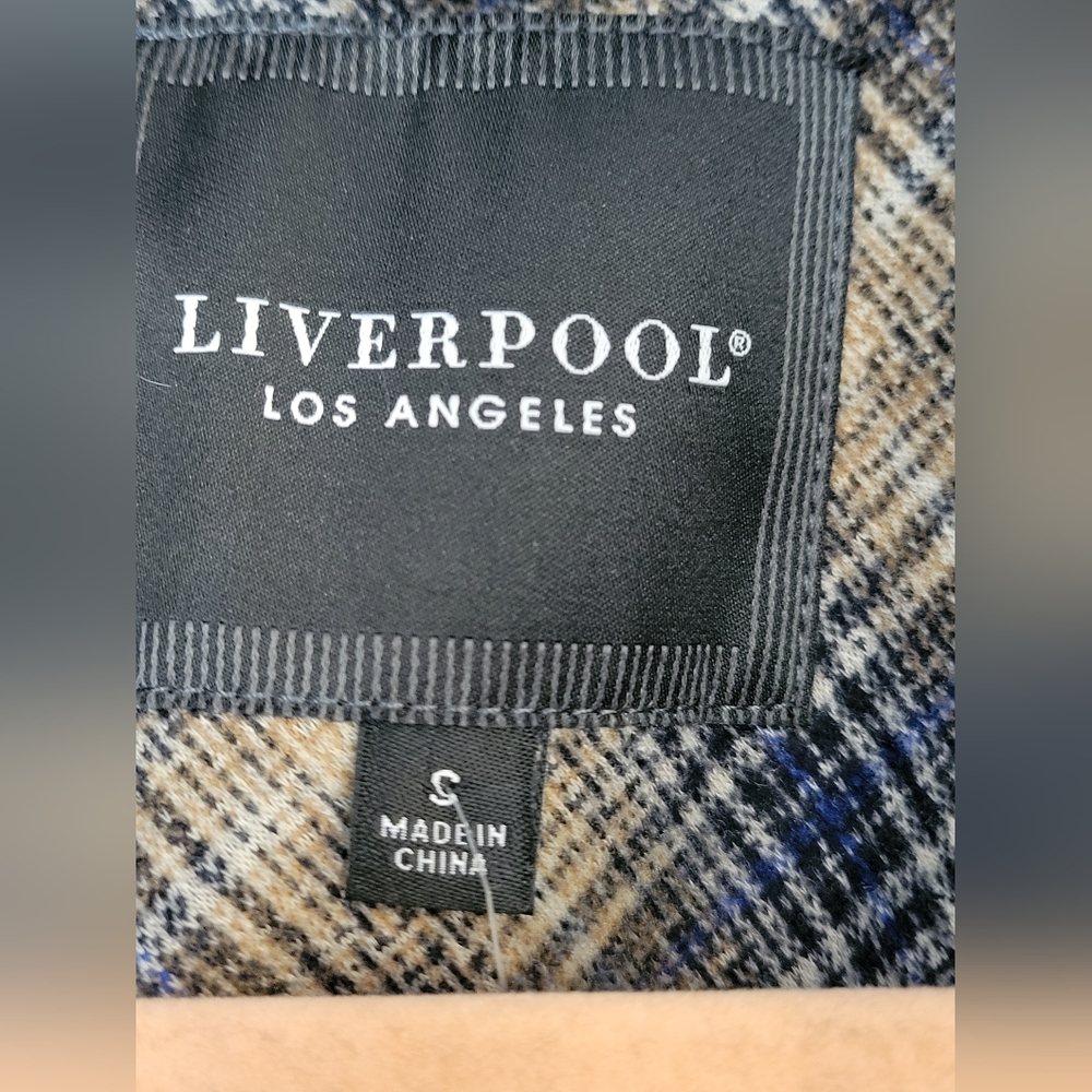 Liverpool Zip-Up Shajacket - Picture 6 of 8